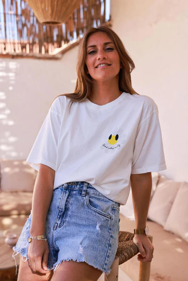 Off white Good Vibes Only Daisy Tee