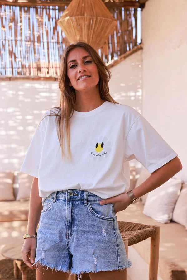Off white Good Vibes Only Daisy Tee