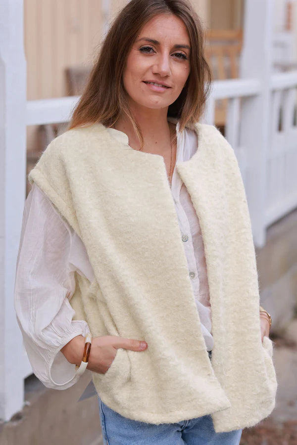 Off white Texture Knit Vest