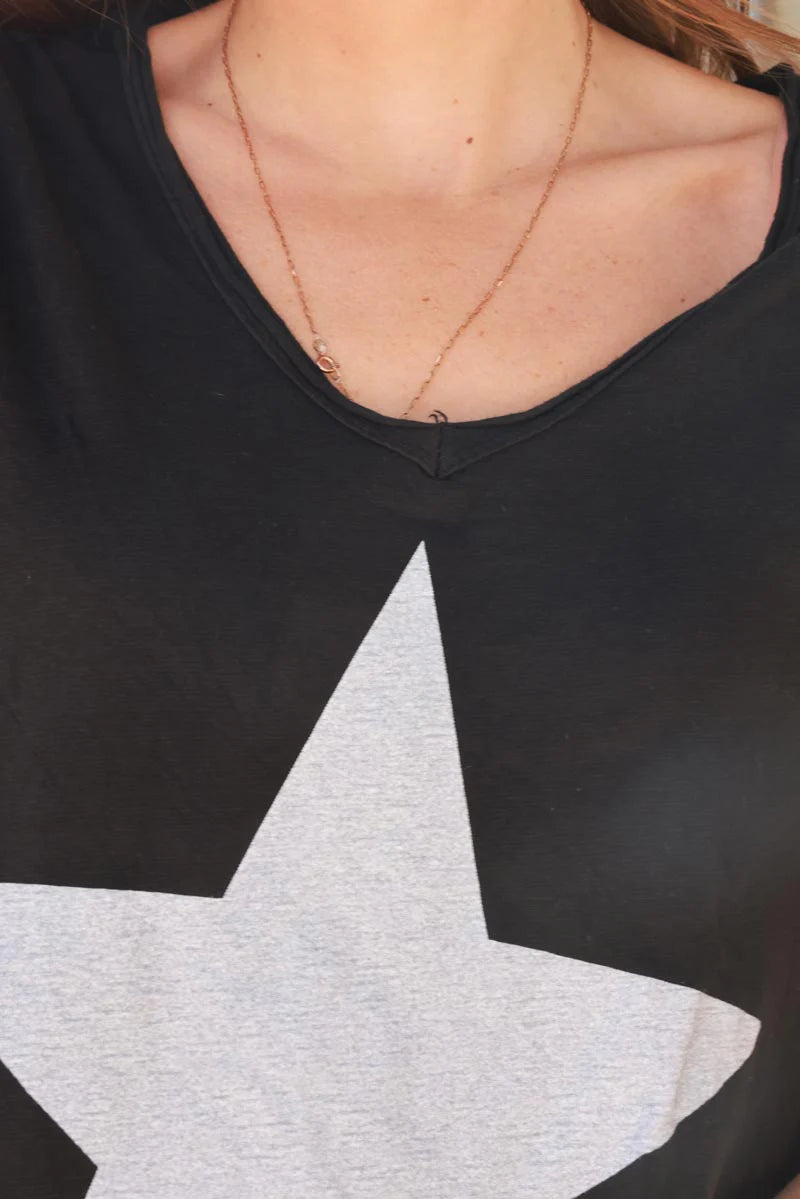 Black Etoile White Star V-Neck Tee