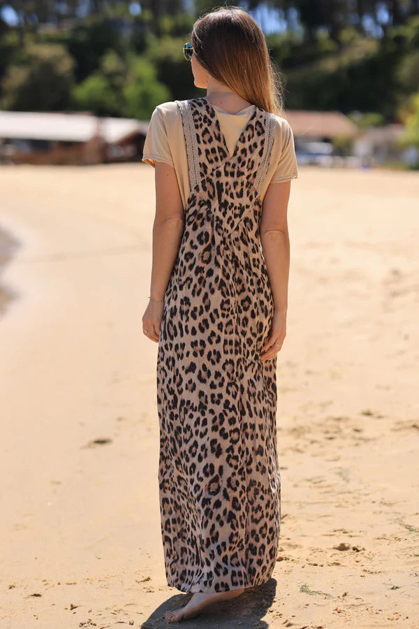 Camel maxi dress with leopard print and overalls style