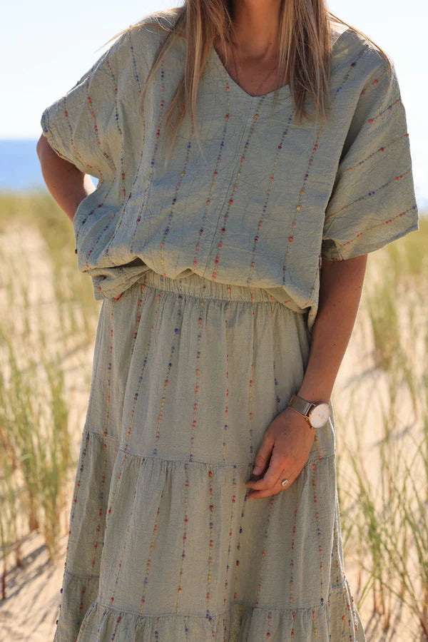 Khaki cotton and linen skirt with colored threads