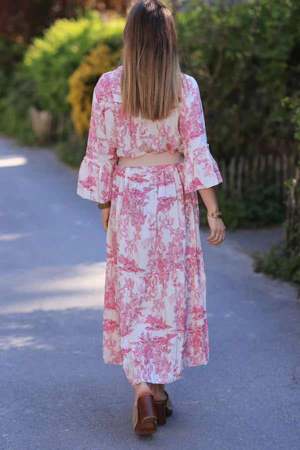 Tiered maxi dress with toile de jouy hot pink print