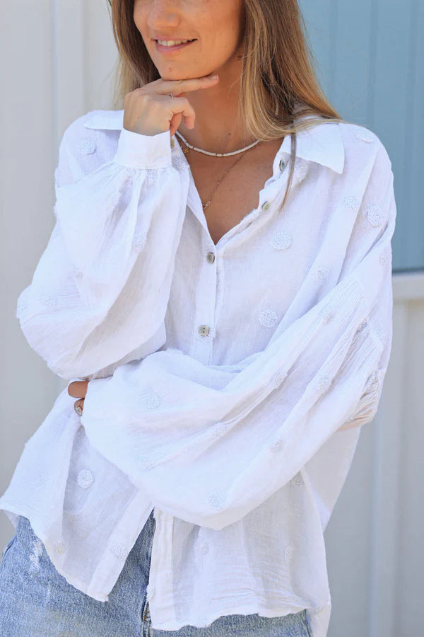 White floaty shirt with silver dots in boucle